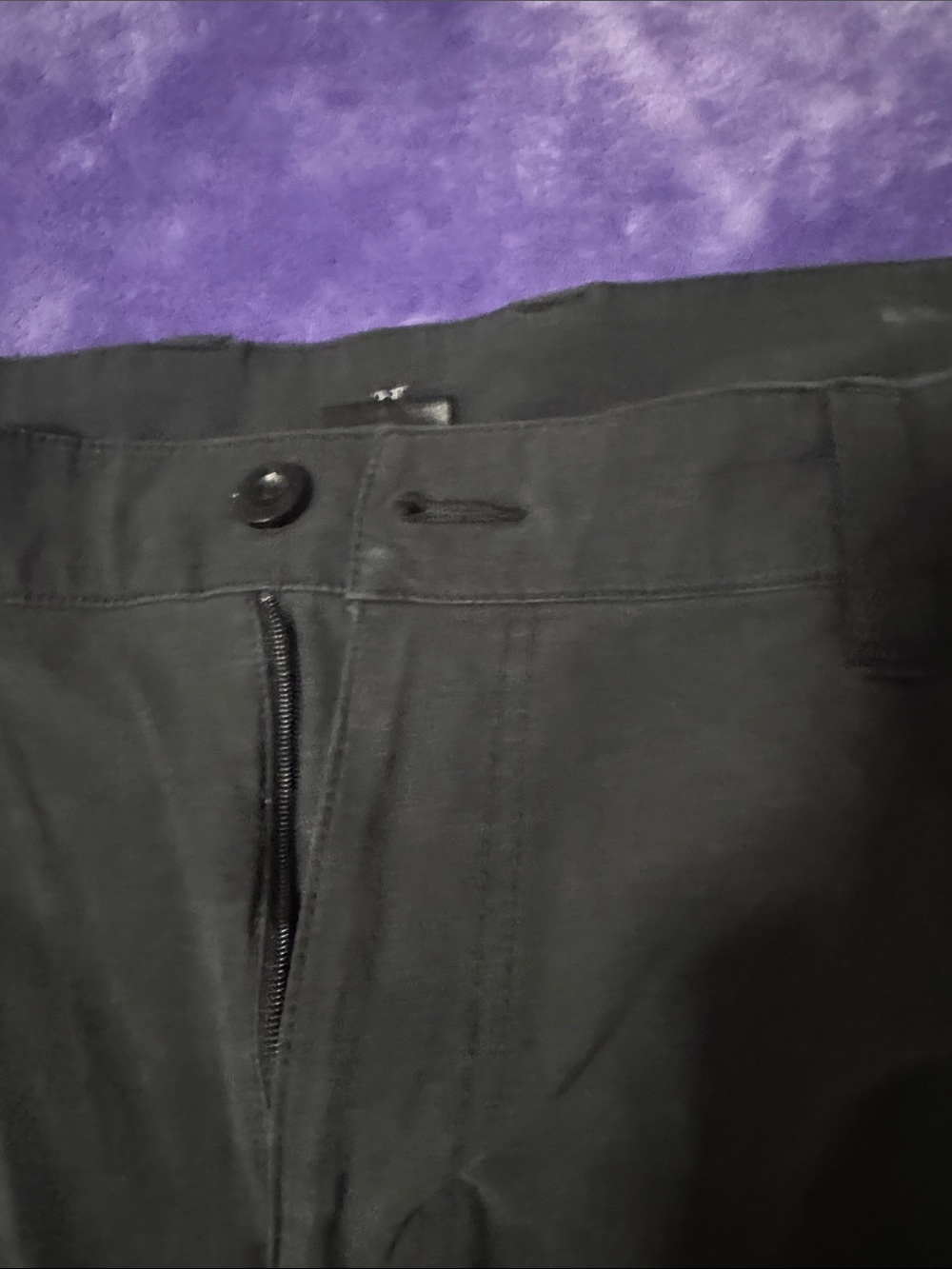 Huk Black Men's Cargo Fishing Shorts - Picture 6 of 8